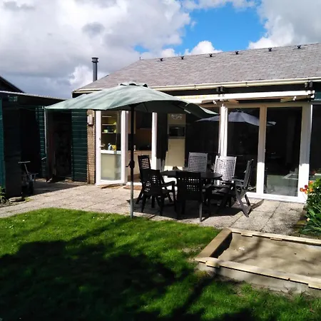 Holiday home Gemuetliches An Der Kueste Nordholland Sint Maartenszee Boerenslag 5 Sint Maartensvlotbrug