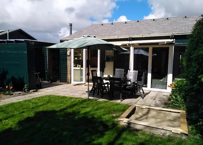 Holiday home Gemuetliches An Der Kueste Nordholland Sint Maartenszee Boerenslag 5 Sint Maartensvlotbrug